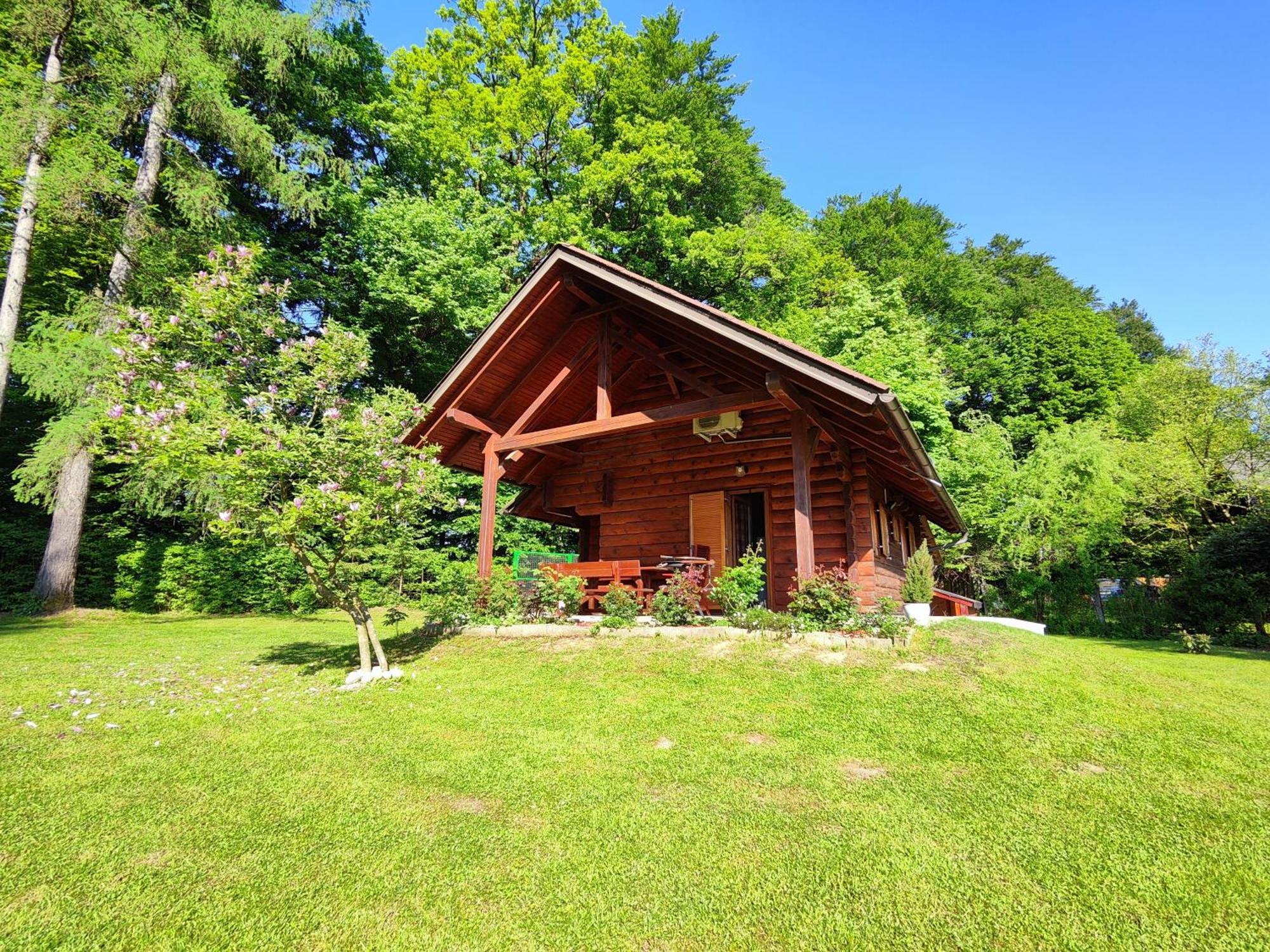 Silent Orchard Villa Naklo Exterior photo