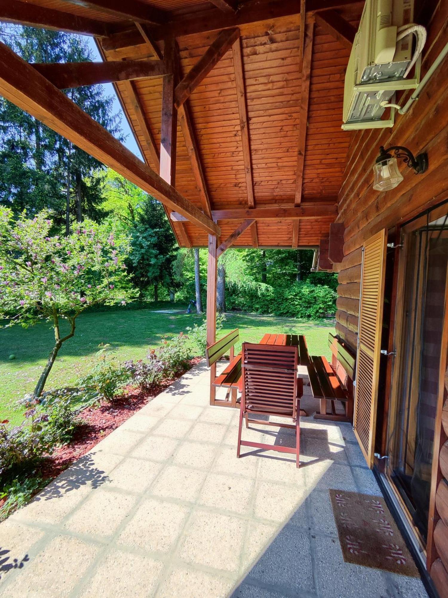 Silent Orchard Villa Naklo Exterior photo